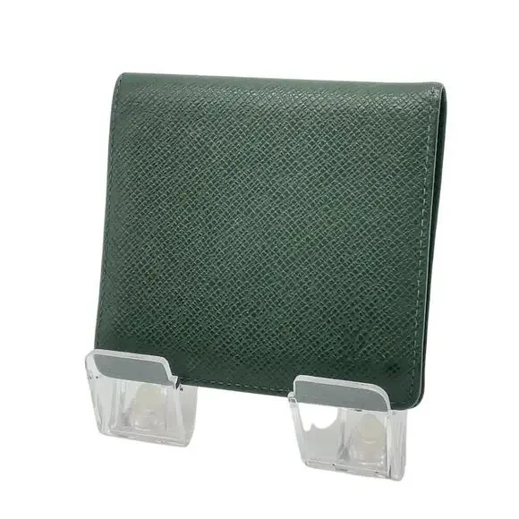 Louis Vuitton Taiga Green3 Cult Card Wallet W/ Dust Bag